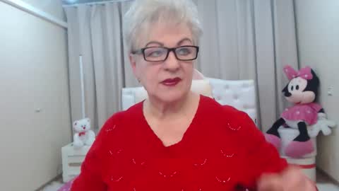 Snapshot of kaylesmoll chatting on February 24, 2026, 8:07 pm kaylesmoll online show from February 24, 2026, 8:07 pm