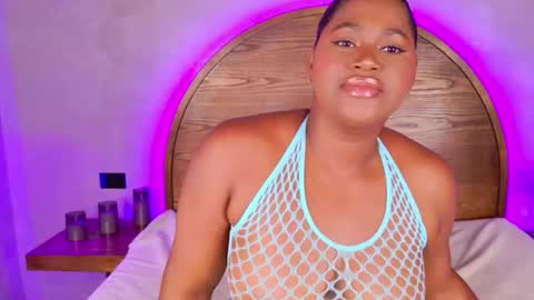 Snapshot of kaylie_mitchel chatting on April 21, 2026, 10:23 pm KAYLIE online show from April 21, 2026, 10:23 pm