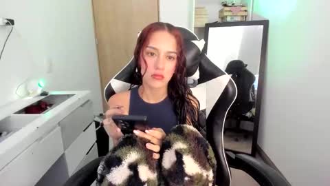 Snapshot of kaylie_xxx chatting on April 24, 2026, 6:43 pm kaylie online show from April 24, 2026, 6:43 pm