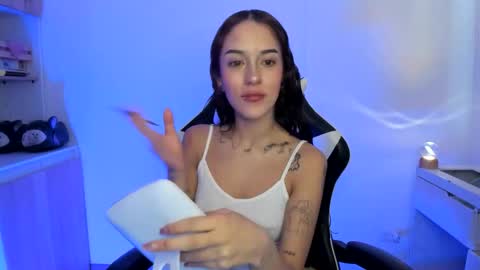Snapshot of kaylie_xxx chatting on May 5, 2026, 10:51 pm kaylie online show from May 5, 2026, 10:51 pm