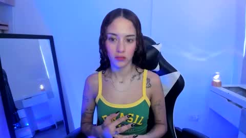 Snapshot of kaylie_xxx chatting on May 23, 2026, 8:24 pm kaylie online show from May 23, 2026, 8:24 pm