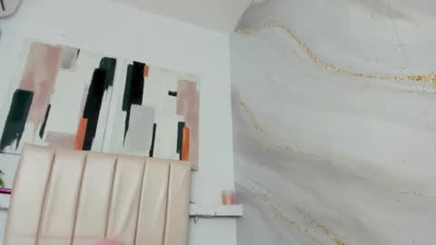 Kayna online show from November 23, 2025, 6:52 pm