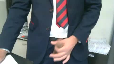 kazufai online show from January 15, 2026, 2:43 pm