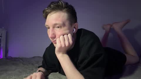 Snapshot of kazuha__1 chatting on March 3, 2026, 7:03 am Fox online show from March 3, 2026, 7:03 am