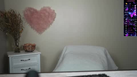 EliandKylie online show from February 19, 2025, 3:39 am