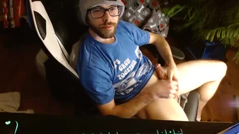 Snapshot of keegancheese chatting on February 21, 2025, 3:34 am Tom online show from February 21, 2025, 3:34 am