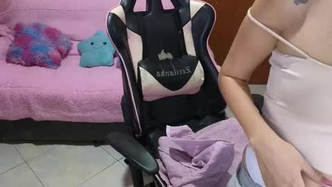 keeiity_moon online show from March 7, 2026, 2:58 pm