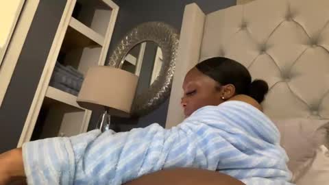 Keephimcum69me online show from October 21, 2025, 1:17 am