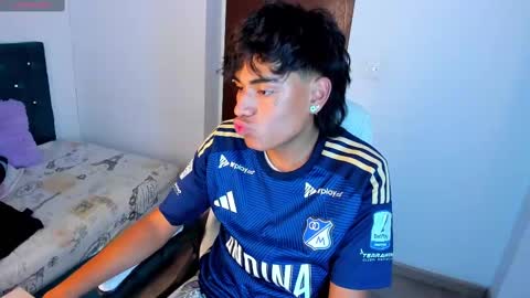 Keevin online show from March 9, 2025, 9:36 pm