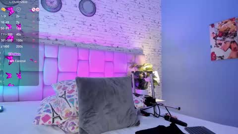 Keidance online show from December 7, 2024, 7:32 pm