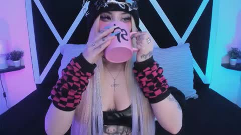 Keidy Monday to Saturday from 200 pm to 810pm  UTC-5 Colombia Time online show from November 21, 2025, 8:02 am