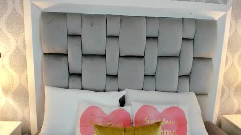 Snapshot of keiira_fox chatting on January 14, 2026, 11:16 am Keiira Fox online show from January 14, 2026, 11:16 am