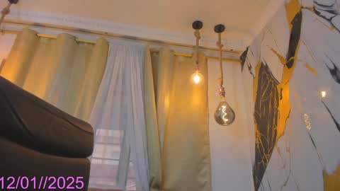 Keila  online show from January 12, 2025, 5:33 pm