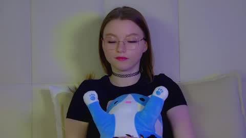 Keira online show from March 7, 2025, 12:15 am