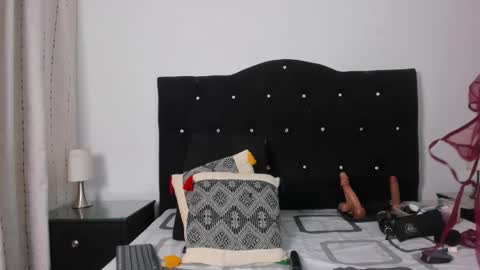   online show from November 20, 2025, 11:32 am