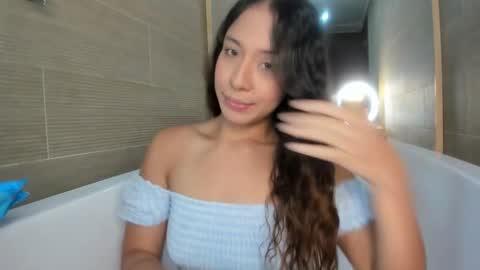 Snapshot of keiry_gonzalez11_aws chatting on October 29, 2025, 2:47 am keiry_gonzalez11_aws online show from October 29, 2025, 2:47 am