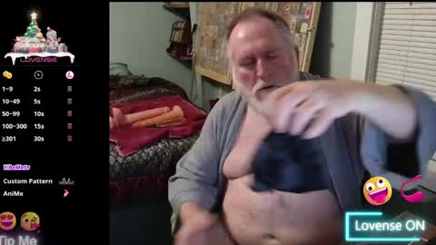 Snapshot of keithobrian chatting on December 14, 2024, 5:29 am Keithobrian online show from December 14, 2024, 5:29 am