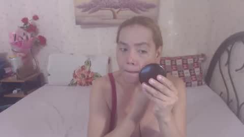 Snapshot of kekemistress chatting on February 16, 2026, 4:08 am Mistress online show from February 16, 2026, 4:08 am