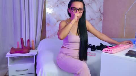 Snapshot of kelanymilf chatting on February 28, 2026, 3:18 am kelanymilf online show from February 28, 2026, 3:18 am