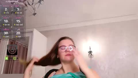 Snapshot of kellielowie chatting on December 5, 2025, 6:55 am kellielowie online show from December 5, 2025, 6:55 am