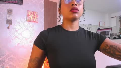 kelly__thomson online show from September 19, 2025, 11:16 pm