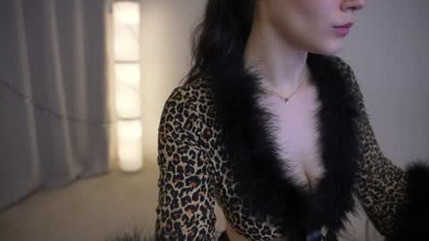  KELLY  online show from December 30, 2024, 1:14 pm