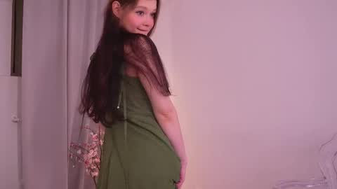  KELLY  online show from November 25, 2025, 2:17 pm