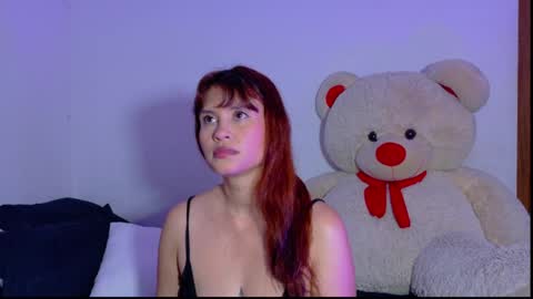 elena online show from April 17, 2026, 10:57 pm