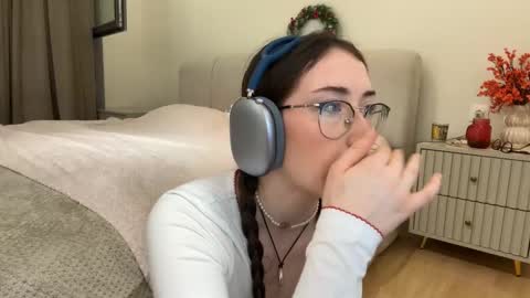 Kelly online show from February 27, 2026, 5:24 pm