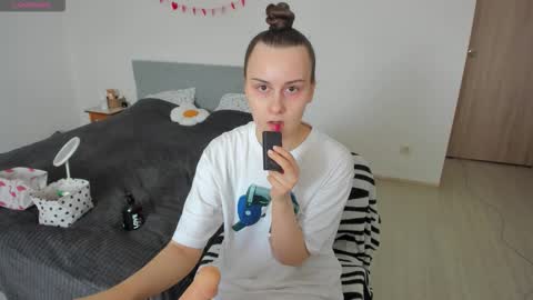 Snapshot of kellycartie chatting on February 13, 2026, 6:42 am Im Kelly online show from February 13, 2026, 6:42 am