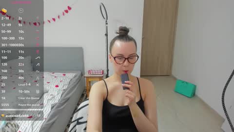 Snapshot of kellycartie chatting on February 25, 2026, 12:26 pm Im Kelly online show from February 25, 2026, 12:26 pm