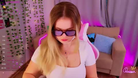 Kelly online show from January 11, 2026, 1:49 pm