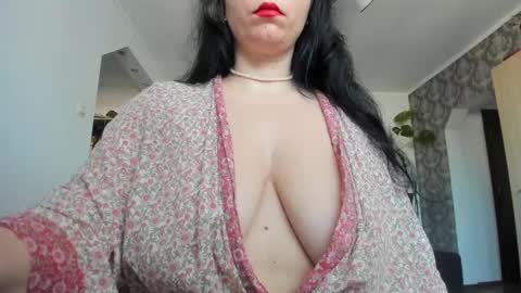 Snapshot of kellymorgan_ chatting on February 10, 2025, 10:31 am Monday - Friday  08 am - 3 pm GMT 3 online show from February 10, 2025, 10:31 am