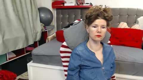 kelly online show from April 4, 2026, 6:11 am