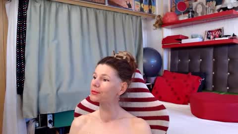 Snapshot of kellynumber chatting on April 26, 2026, 8:45 am kelly online show from April 26, 2026, 8:45 am