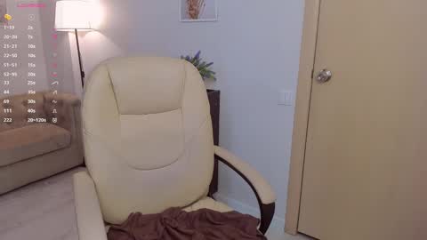 Kelly online show from February 11, 2025, 10:37 am