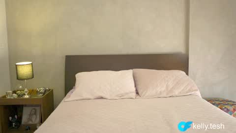 Snapshot of kellytesh chatting on February 28, 2026, 2:18 pm Kelly online show from February 28, 2026, 2:18 pm