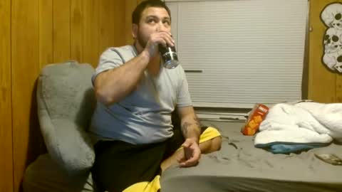 Snapshot of kellzxoxo93 chatting on January 29, 2025, 8:18 am Vixensc93 online show from January 29, 2025, 8:18 am