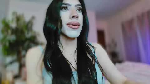 Kelsi  online show from February 11, 2026, 6:51 am