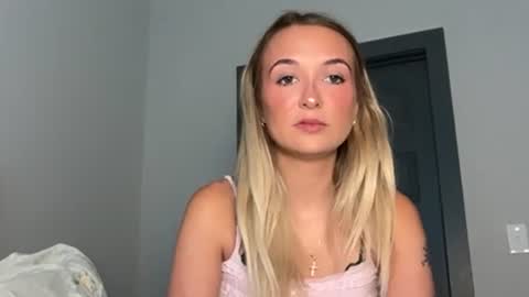 Snapshot of kelseyblu chatting on June 27, 2026, 11:54 pm Kelsey Blu online show from June 27, 2026, 11:54 pm
