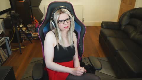 kelseycobalt online show from December 17, 2024, 1:50 am