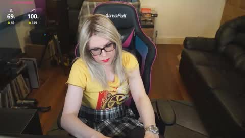 kelseycobalt online show from October 16, 2025, 7:48 pm