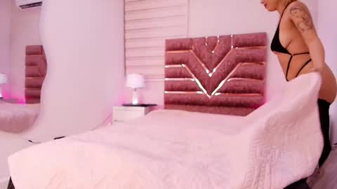 kemdall lopez online show from January 15, 2026, 3:00 am