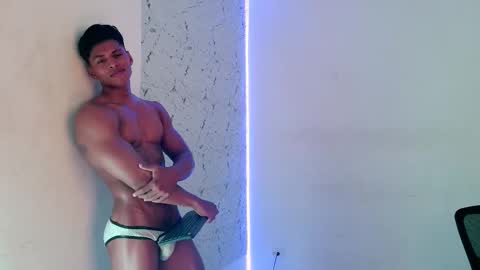 ken__owensx online show from September 15, 2025, 3:39 am