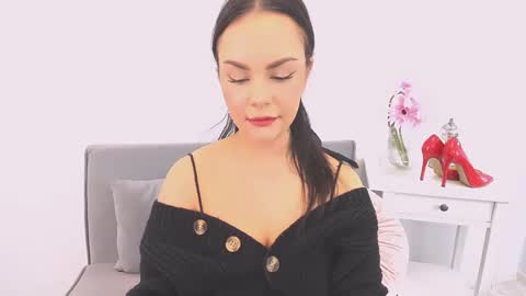 Snapshot of kendaldaisy chatting on December 19, 2024, 5:18 pm KendalDaisy online show from December 19, 2024, 5:18 pm