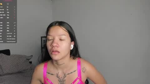 Snapshot of kendalgrey01 chatting on December 2, 2024, 1:46 pm Kendal online show from December 2, 2024, 1:46 pm