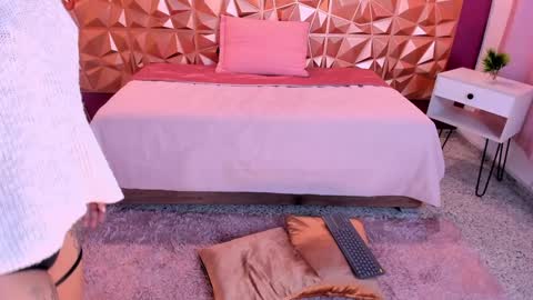 Snapshot of kendall23_ chatting on December 12, 2024, 8:53 pm Kendall online show from December 12, 2024, 8:53 pm