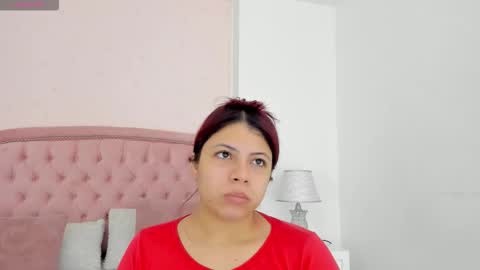 Kendall online show from November 25, 2025, 6:13 am