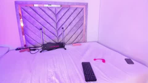 Snapshot of kendalljoy chatting on February 9, 2025, 6:54 am Kendall joy online show from February 9, 2025, 6:54 am