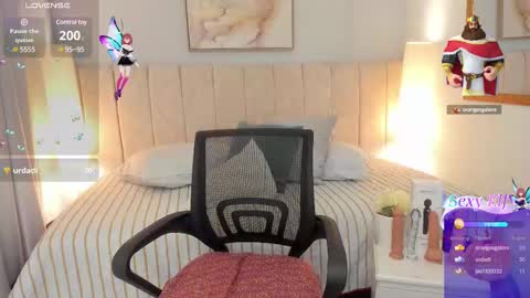 Kendall online show from February 14, 2025, 11:20 pm